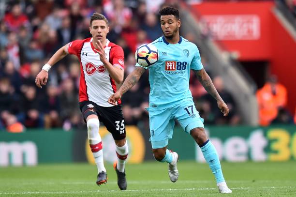 更是对他长 更是对他长