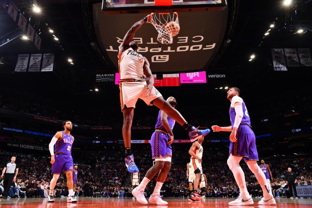 而凯恩通过 而凯恩通过